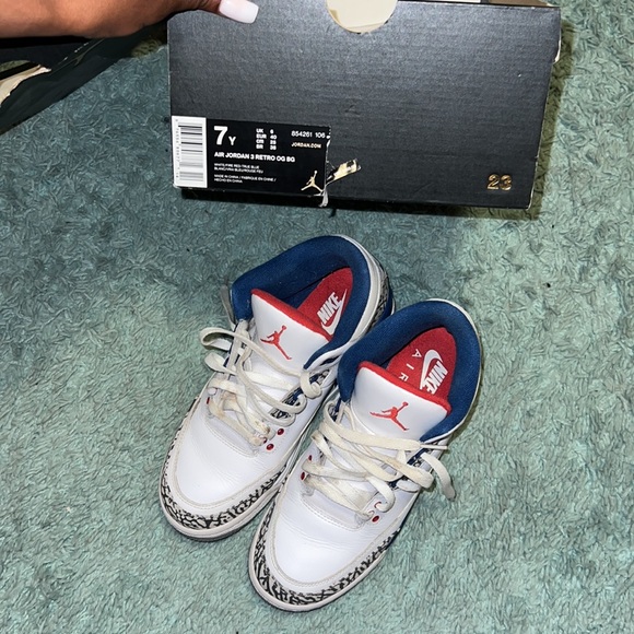 Air Jordan 3 Retro size 7 Youth / 9 women - Picture 6 of 6